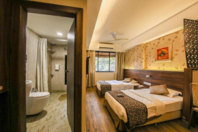 Гостиница Hotel Maharana Inn  Мумбаи